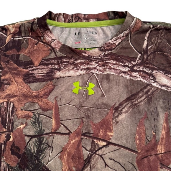 Under Armour Youth Size Large Heat Gear Scent Control Camo Short Sleeve Tee - Picture 3 of 4